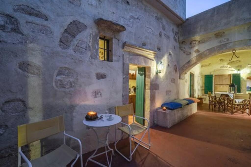 Moundros 1620 Venetian Residence Exterior foto